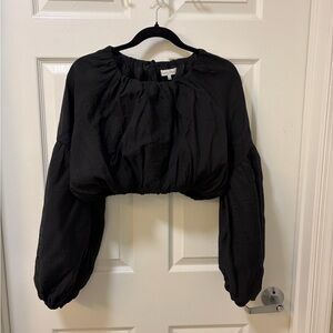 Black Long Sleeve Crop Top
